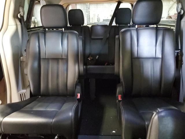 Photo 10 from auction – 2013 CHRYSLER TOWN & COU with VIN 2C4RC1CGXDR647580