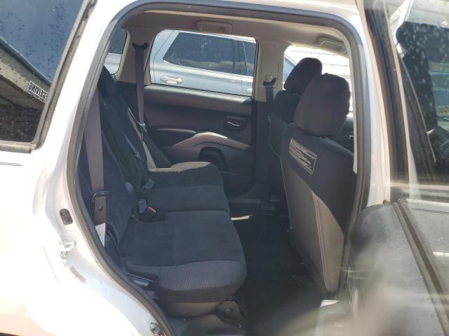 Photo 11 from auction – 2010 MITSUBISHI OUTLANDER with VIN JA4AS2AW9AZ013978