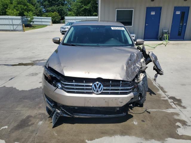 Photo 5 from auction – 2015 VOLKSWAGEN PASSAT S with VIN 1VWAS7A35FC055788