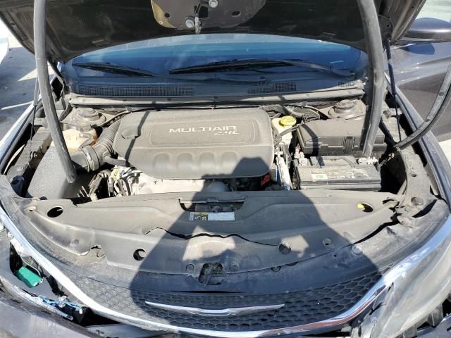 Photo 11 from auction – 2015 CHRYSLER 200 LIMITE with VIN 1C3CCCAB8FN591717
