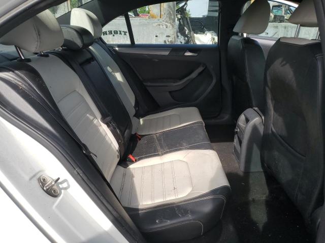 Photo 10 from auction – 2016 VOLKSWAGEN JETTA SPOR with VIN 3VWD17AJ8GM342976