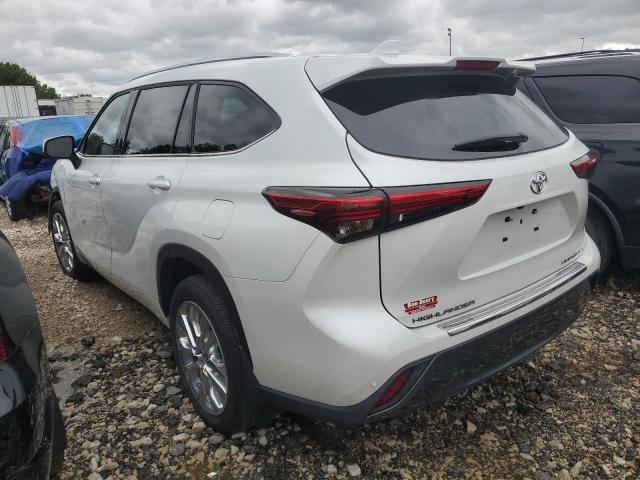 Photo 2 from auction – 2023 TOYOTA HIGHLANDER with VIN 5TDKDRBH3PS024367