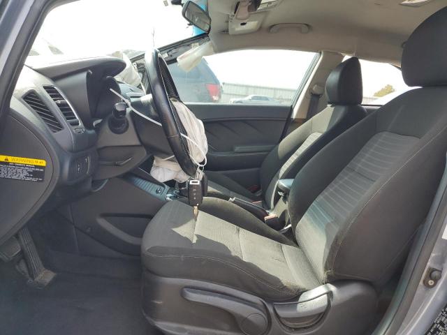 Photo 7 from auction – 2017 KIA FORTE with VIN 3KPFL4A74HE148921