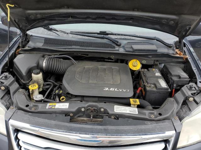 Photo 12 from auction – 2014 CHRYSLER TOWN & COU with VIN 2C4RC1BG2ER217769