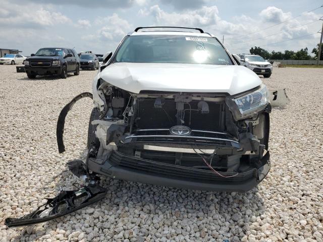 Photo 5 from auction – 2017 TOYOTA HIGHLANDER with VIN 5TDYZRFHXHS228557