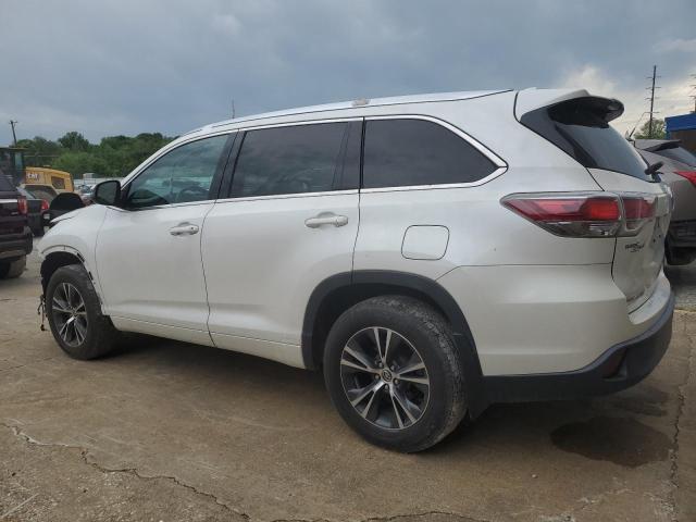 Photo 2 from auction – 2016 TOYOTA HIGHLANDER with VIN 5TDJKRFH5GS233248