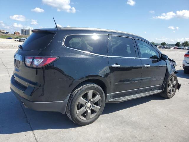 Photo 3 from auction – 2017 CHEVROLET TRAVERSE L with VIN 1GNKRHKD3HJ333948