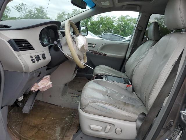 Photo 7 from auction – 2014 TOYOTA SIENNA XLE with VIN 5TDYK3DC8ES438627