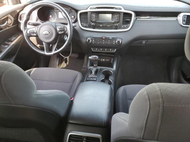 Photo 8 from auction – 2016 KIA SORENTO LX with VIN 5XYPGDA32GG045729