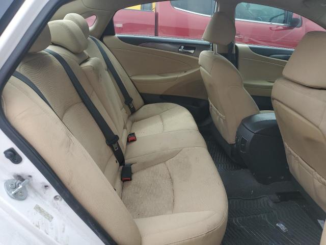 Photo 10 from auction – 2013 HYUNDAI SONATA HYB with VIN KMHEC4A45DA050829