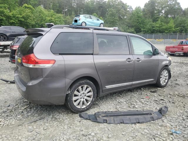 Photo 3 from auction – 2014 TOYOTA SIENNA XLE with VIN 5TDDK3DC9ES078721