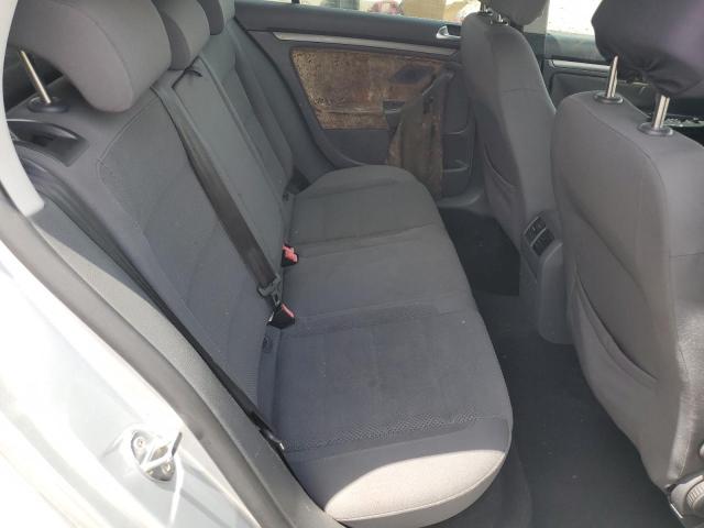 Photo 10 from auction – 2006 VOLKSWAGEN RABBIT with VIN WVWDR71K86W178292