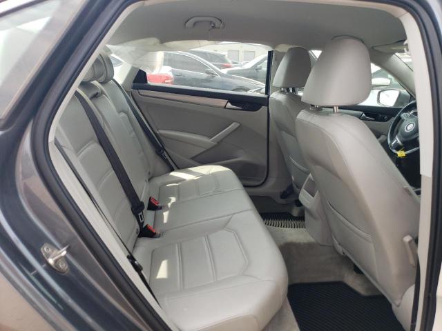 Photo 10 from auction – 2015 VOLKSWAGEN PASSAT S with VIN 1VWAT7A39FC122857