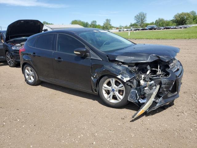 Zdjęcie 4 z aukcji – 2014 FORD FOCUS SE z VIN 1FADP3K20EL105968