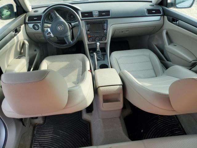 Photo 8 from auction – 2015 VOLKSWAGEN PASSAT S with VIN 1VWAT7A30FC084970