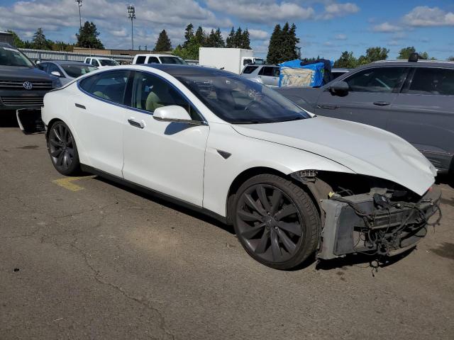 Photo 4 from auction – 2013 TESLA MODEL S with VIN 5YJSA1DP9DFP04403