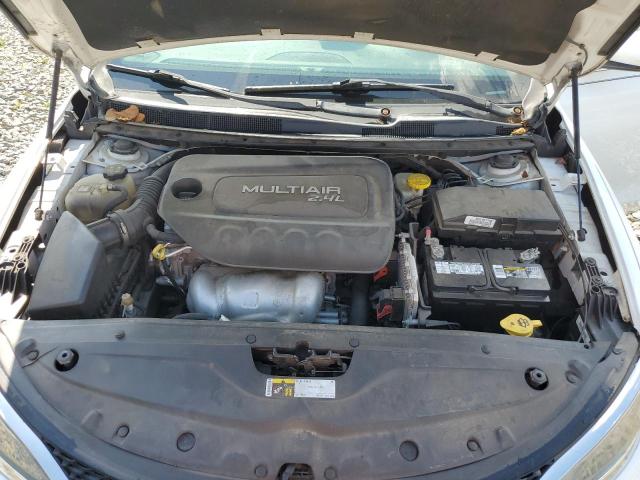 Photo 11 from auction – 2015 CHRYSLER 200 LIMITE with VIN 1C3CCCAB1FN503591