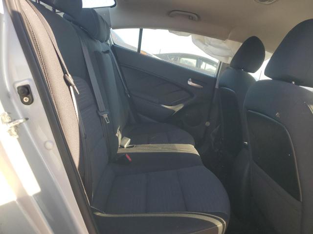 Photo 10 from auction – 2018 KIA FORTE LX with VIN 3KPFL4A76JE240814