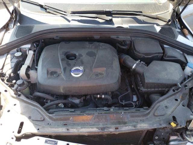 Photo 11 from auction – 2015 VOLVO XC60 T5 PR with VIN YV440MDC8F2594327