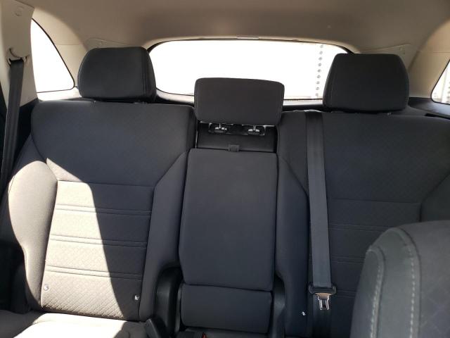 Photo 10 from auction – 2016 KIA SORENTO LX with VIN 5XYPG4A35GG085609