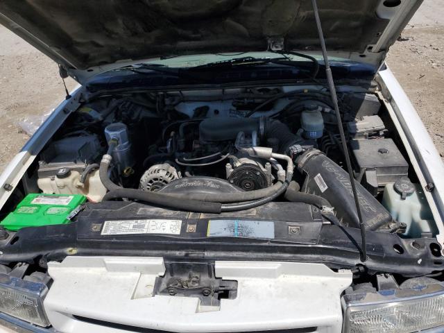Photo 12 from auction – 2002 CHEVROLET BLAZER with VIN 1GNDT13W72K107513