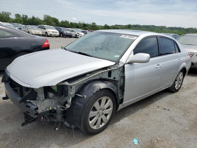 TOYOTA AVALON XL 2005 with VIN 4T1BK36B25U044008 - Photo from auction