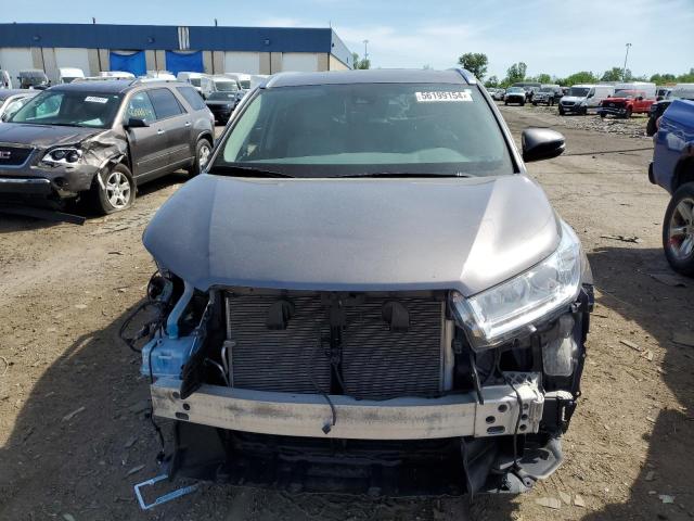 Photo 5 from auction – 2018 TOYOTA HIGHLANDER with VIN 5TDKZRFH4JS286496