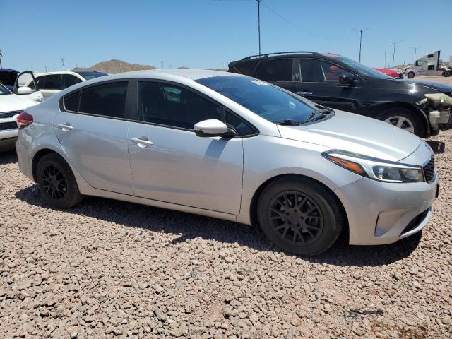 Photo 4 from auction – 2018 KIA FORTE LX with VIN 3KPFK4A75JE218774