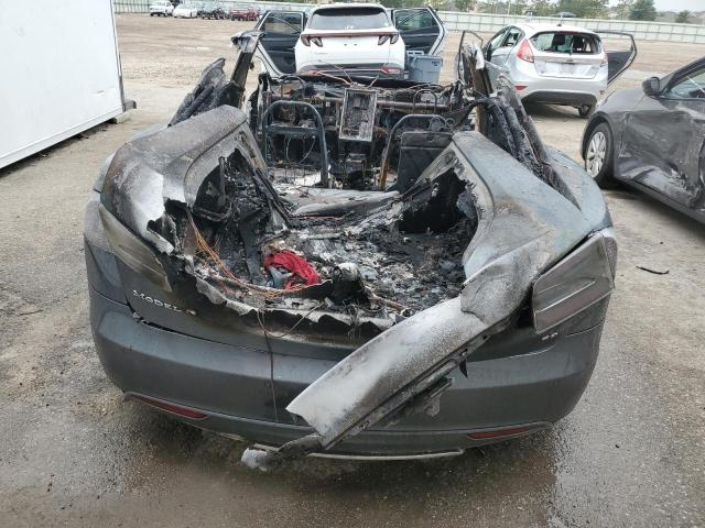 Photo 6 from auction – 2014 TESLA MODEL S with VIN 5YJSA1S18EFP32032