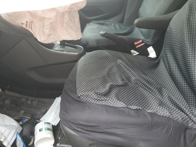 Photo 7 from auction – 2020 CHEVROLET TRAX LS with VIN 3GNCJKSB1LL137144