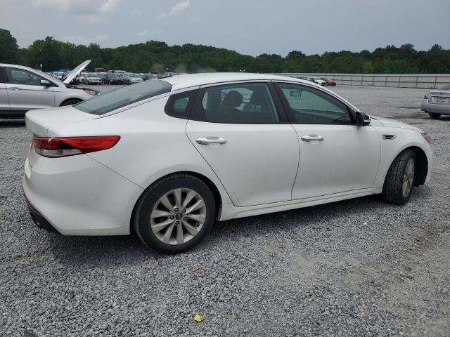 Photo 3 from auction – 2016 KIA OPTIMA LX with VIN 5XXGT4L36GG037386