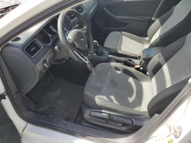 Photo 7 from auction – 2017 VOLKSWAGEN JETTA S with VIN 3VW2B7AJ5HM302019