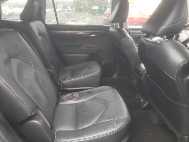 Photo 11 from auction – 2023 TOYOTA HIGHLANDER with VIN 5TDXBRCH2PS576050