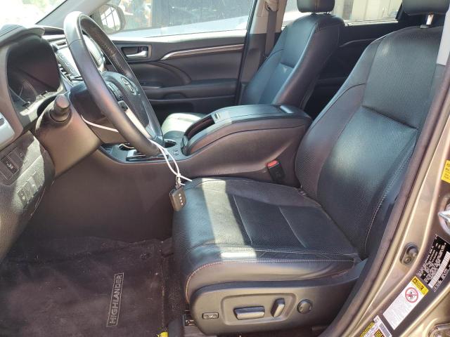Photo 7 from auction – 2016 TOYOTA HIGHLANDER with VIN 5TDDKRFHXGS317112