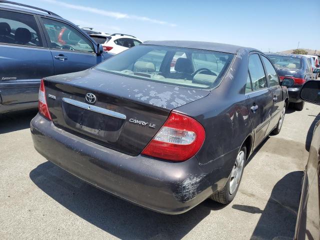 Photo 3 from auction – 2002 TOYOTA CAMRY LE with VIN 4T1BE32K52U502925