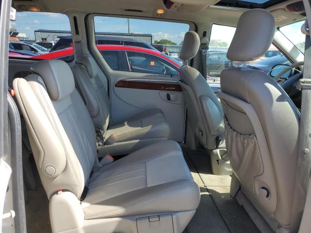 Photo 11 from auction – 2007 CHRYSLER TOWN AND C with VIN 2A4GP54L27R243945