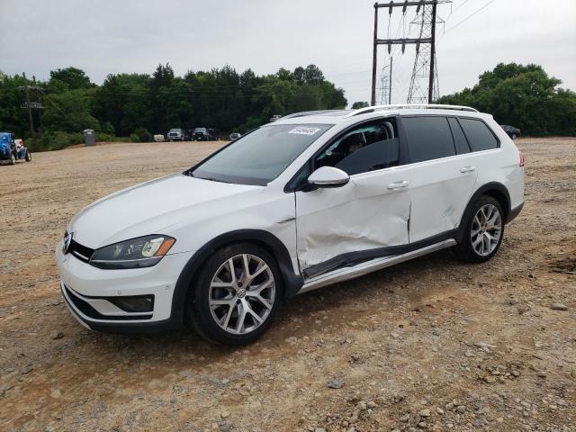 VOLKSWAGEN GOLF ALLTR 2017 with VIN 3VWH17AU2HM504873 - Photo from auction