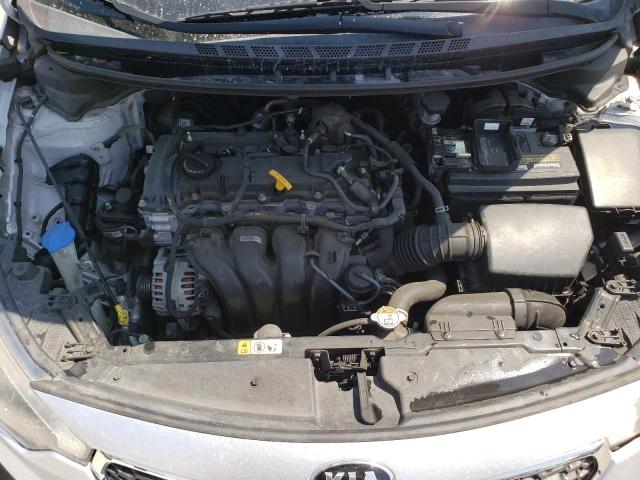 Photo 11 from auction – 2016 KIA FORTE EX with VIN KNAFZ4A85G5614998