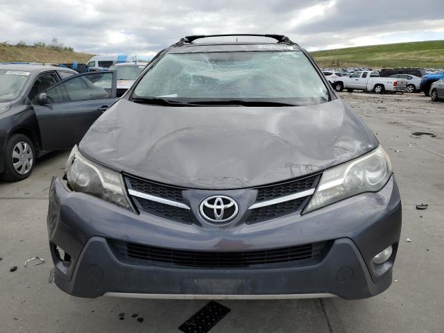 Photo 5 from auction – 2015 TOYOTA RAV4 XLE with VIN JTMWFREV0FJ044777