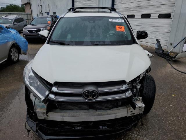 Photo 5 from auction – 2018 TOYOTA HIGHLANDER with VIN 5TDDZRFH7JS867418