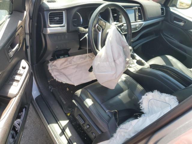 Photo 8 from auction – 2016 TOYOTA HIGHLANDER with VIN 5TDJKRFH7GS345131