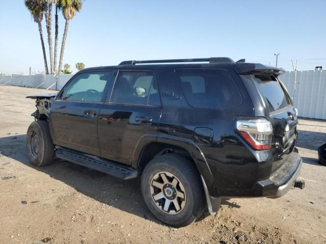 Photo 2 from auction – 2020 TOYOTA 4RUNNER SR with VIN JTEBU5JRXL5805854