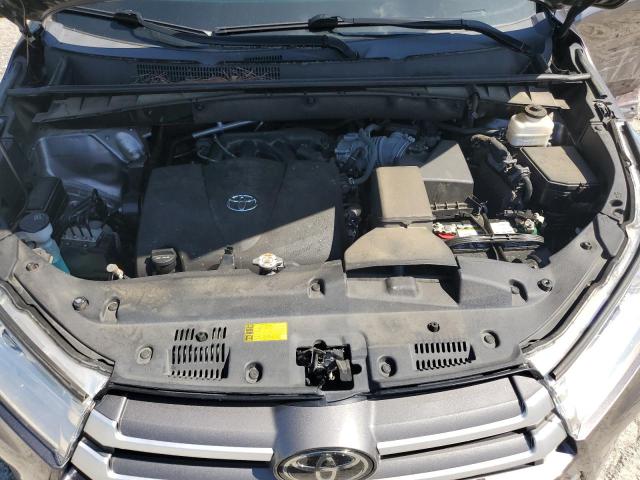 Photo 12 from auction – 2019 TOYOTA HIGHLANDER with VIN 5TDKZRFH1KS318094