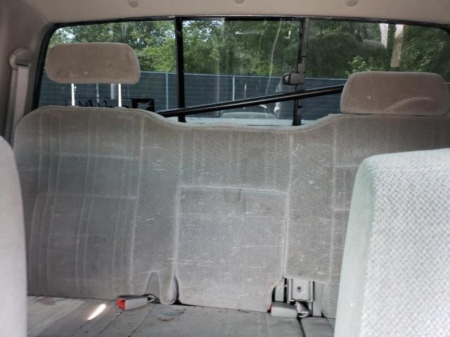 Photo 10 from auction – 2002 TOYOTA TUNDRA with VIN 5TBBT44102S225635