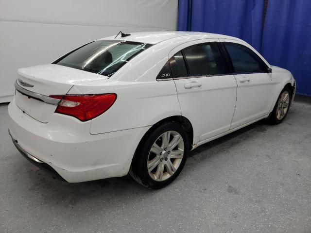 Photo 3 from auction – 2012 CHRYSLER 200 LX with VIN 1C3CCBAB1CN318706
