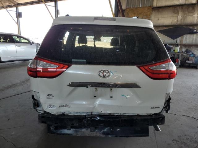 Photo 6 from auction – 2017 TOYOTA SIENNA XLE with VIN 5TDYZ3DC4HS832349