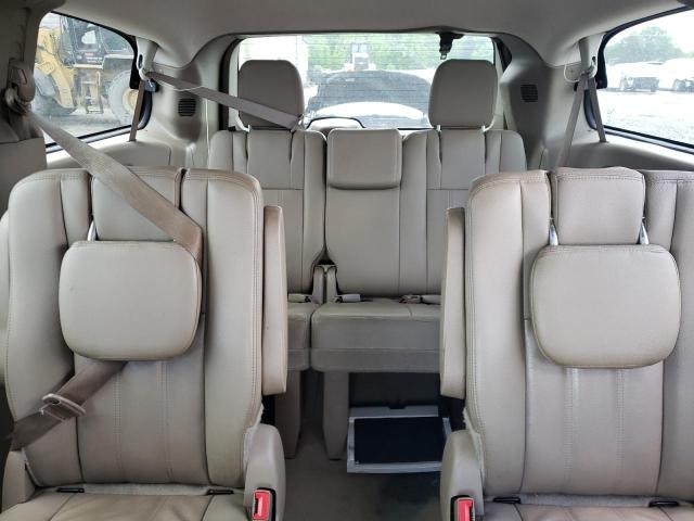 Photo 10 from auction – 2016 CHRYSLER TOWN & COU with VIN 2C4RC1BG4GR156329