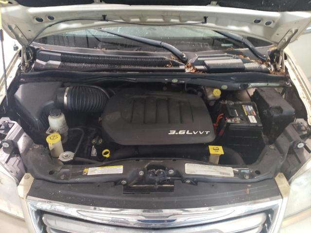 Photo 12 from auction – 2012 CHRYSLER TOWN & COU with VIN 2C4RC1CG8CR138926