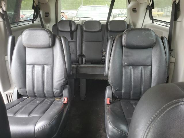 Photo 10 from auction – 2010 CHRYSLER TOWN & COU with VIN 2A4RR8D18AR442282