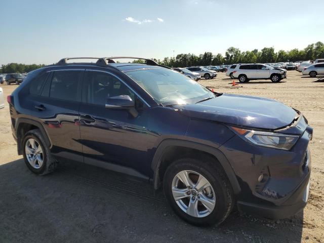 Photo 4 from auction – 2021 TOYOTA RAV4 XLE with VIN 2T3W1RFV2MW158940